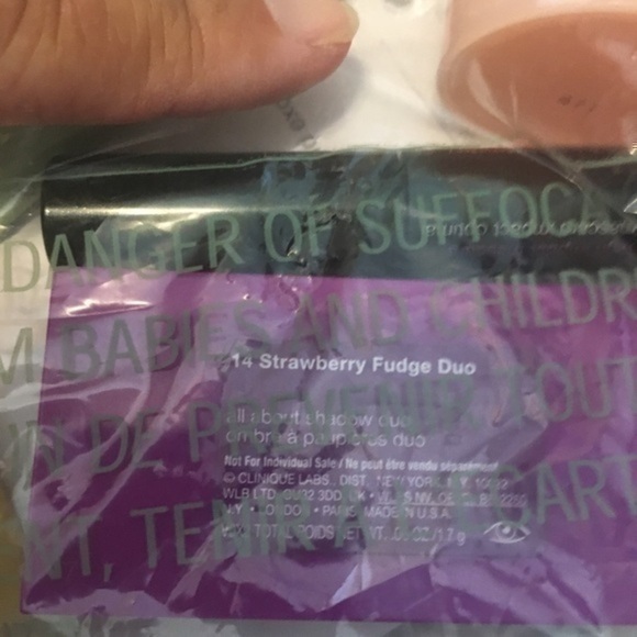 Clinique gift set - Picture 13 of 14